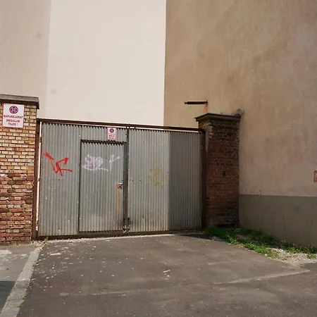 Belvarosi Exkluziv Minigarzon * Debrecen